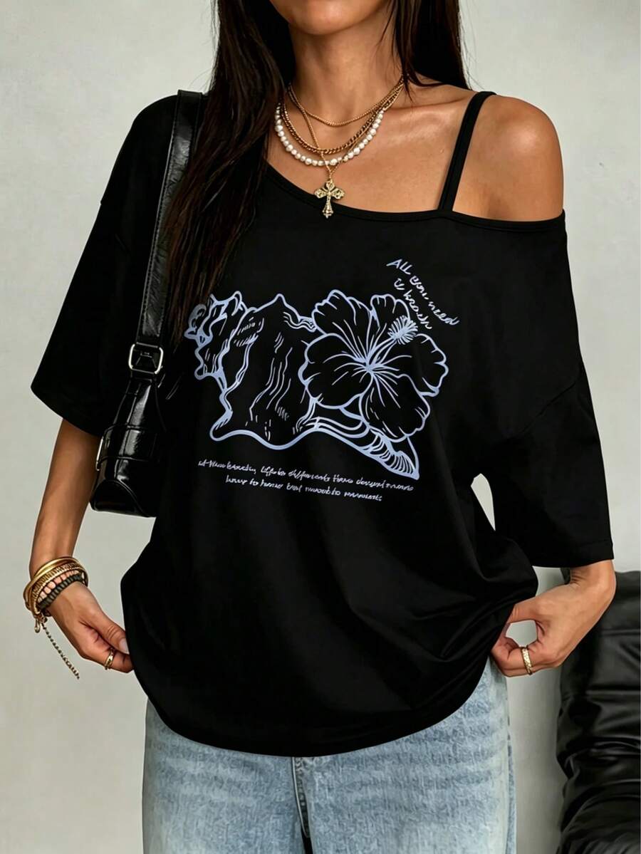 Women One-Shoulder Short-Sleeve T-Shirt, Whale Shark, Marine Life Print Fashion Top, Slanted One-Shoulder Strap, 2026 Rock Concert Outfit - 藍色 - 查看 1