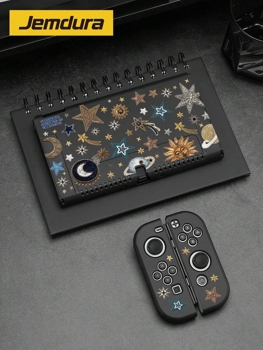 Switch2 (2025) 遊戲主機配件 1件裝 蜘蛛、蜘蛛網、玫瑰、星空太空人圖案保護殼,相容 Switch2 /Switch NS/Switch OLED/Lite,相容 Switch/Switch 2 遊戲主機配件全套,含收納袋、卡槽底座殼,Switch 保護殼,保護您的遊戲主機,送給 Switch 玩家的最佳禮物 - 多色 - 查看 1