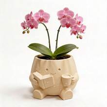 ORIZZONTE Vaso Decorativo Personaggio Lettore con Libro e Tazza – Portapiante Cartoon da Interno, Portavaso per Succulente e Cactus – Decorazione da Scrivania e Regalo Casa/Ufficio – 100% Made in Italy, Spedizione dall'Italia - Colore del legno - Visualizzare 3