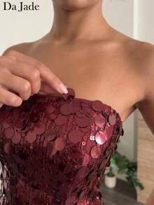 Robe longue sirène élégante pour femme, rouge bordeaux à sequins, bretelles spaghetti, encolure droite, coupe slim, robe de soirée adaptée pour dîner et invitée de mariage - Rouge foncé - Voir 5