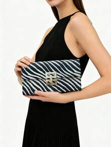 Animal Print Multi-Compartment Twist Lock Flap Clutch Straw Woven Bag For Vacation - Black and White - View 4