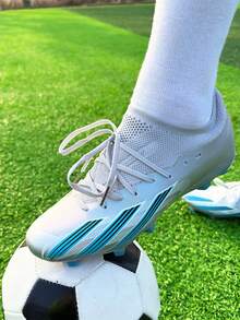 STARNOVO Herren Profi-Fußballschuhe - Schnür-Strick-Socken Leichtgewicht AG Hartboden Stollen Trainings- & Spielschuhe, Rasen-Fußballschuhe, Langstollen-Design TPU-Obermaterial und TPU-Sohle, geeignet für Ganzjahres-Training und Spiele - Grau - Übersicht 3