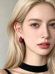 1 Pair Minimalist Exquisite Niche Vintage Red Water Drop Shaped Design Matte Texture Stud Earrings High-End Elegant Unique Suitable For Women Daily Casual Autumn Winter Wear - Burgundy - View 5