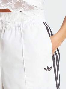 Adidas Originals 女款 3 STRIPE SHORT 梭織短褲 IL2420 - 白色 - 查看 4