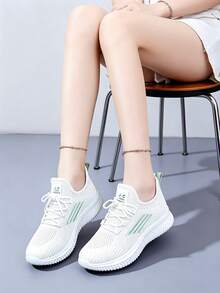 Spring/Summer Striped Breathable Mesh Women's Sports Shoes, Lightweight Soft-Sole White Sneakers, Versatile Casual Running Shoes For Daily Commute - Green - View 2
