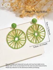 OOQ 1 Pair Summer Bohemian Style Geometric Round Hollow Fan-Shaped Raffia Straw Woven Earrings, Dopamine Colorful Exaggerated High-End Personalized Design Versatile Women's Earrings, Gift For Party, Music Festival, Dance, Any Holiday (Purely Handmade Raffia Straw Weaving Method, Direction And Shape Random) - Green - View 2