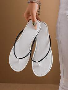 Rendy Minimalist Thin Line Thong Sandals Women Black White Color Matching Soft Insole Flat Flip Flops Daily Summer Beach Slippers - Black and White - View 5