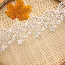 1碼 11.5cm寬 純白色蕾絲飾邊，網底鏤空花卉刺繡蕾絲緞帶，手工DIY材料，適用於婚紗/洋裝/家居裝飾/手工裝飾 - 白色 - 查看 1
