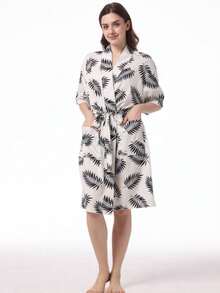 Robe de chambre style kimono pour femmes avec imprimé feuille de fougère, peignoir léger en mélange de coton col en V, manches 3/4, ceinture à nouer, poche, vêtement de nuit, tenue d'intérieur douce et respirante, convient pour la mariée, le spa, le sommeil quotidien à la maison, robe de chambre décontractée pour femmes - Multicolore - Voir 12
