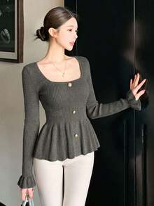 2026 Autumn/Winter New Sexy Ribbed Knit Top With Square Neckline, Waist Cinching Metal Button Decor, Flared Sleeve Slim Fit Sweater - Dark Gray - View 4
