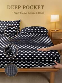 1pc Minimalist Black & White Heart Pattern Fitted Sheet, Modern Fashion Mattress Protector, Soft & Breathable, -Twin, Full, Queen, King, Deep Pocket Design Up To 11.8 Inches, Machine Washable. Back To School, Dorm Essentials - Black and White - View 4