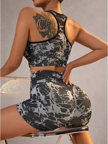 Women's Yoga Set, Racerback Sports Bra And High-Waisted Butt-Lifting Fitness Shorts, 2 Pieces Running Training Set With Chest Padding - Grey - View 2