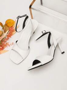 Sandalias de tacón alto blanco sexy para mujer, nuevas de primavera/verano, punta cuadrada, punta abierta, estilo hada, minimalistas, con tiras cruzadas, tobillo ajustable, tacón fino, tacones altos, elegantes para ir al trabajo, citas, fiestas, vacaciones, casual, festivales, reuniones, cómodas con suela acolchada, versátiles, sandalias sin espalda - Blanco - Ver 4
