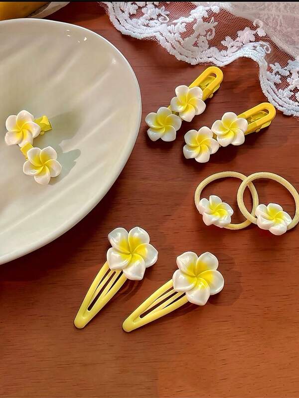 Set da 2 pezzi/8 pezzi di fermagli per capelli carini da ragazza con plumeria gialla, fermagli per frangia, fermagli laterali, elastici floreali, fermagli a coccodrillo, accessori per capelli