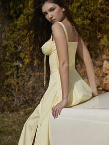 Strappy Dress With French Slit For Summer Vacation 2026 - 黃色 - 查看 4