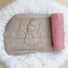 PLA Pine Forest Snowman Pattern Clay Relief Texture Roller, DIY Pottery Craft Rolling Pin Tool For Polymer Clay, Ceramic, And Embossing – Whimsical Winter Woodland Design For Evergreen Artistic Creations - Pine Forest Snowman Pink - View 1