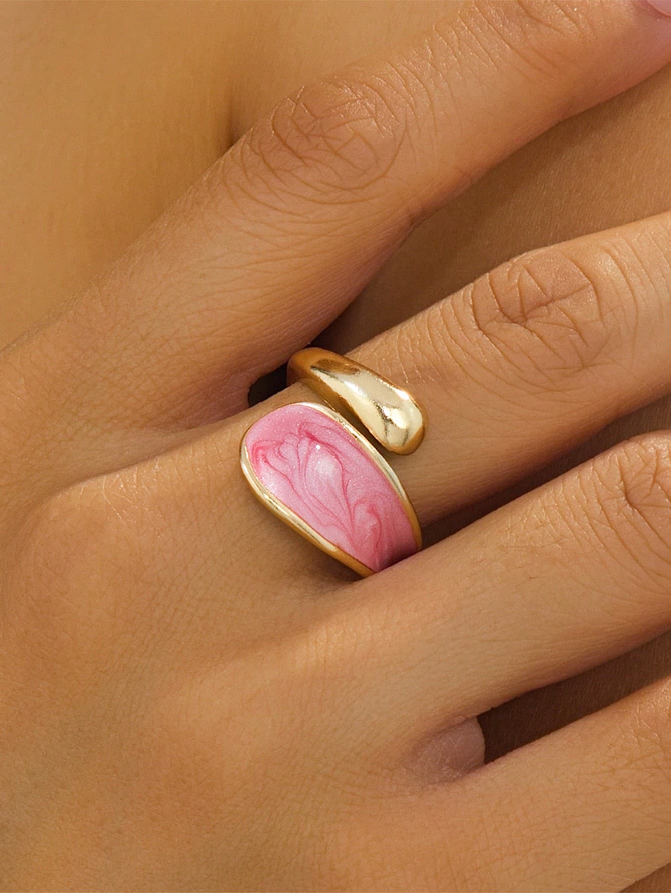 1pc Creative Design Metal Color-Block Summer Vacation Beach Style Handmade Drip Oil Pink Geometric Women's Ring - Multicolor - View 1