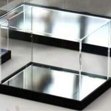 Caja de acrílico transparente, caja de exhibición práctica a prueba de polvo para figuras, modelos y coleccionables, exhibición de escritorio - Fondo negro + acabado espejo - Ver 6