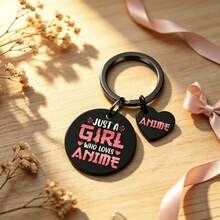 Llavero Exclusivo de Chica de Anime JUST A GIRL WHO LOVES ANIME Etiqueta de Acero Inoxidable Negro + Colgante de Corazón Regalo para Amantes del Anime Mercancía de Anime Colgante Adecuado para Estudiantes/Fans del Anime - Llavero de anime - Ver 5