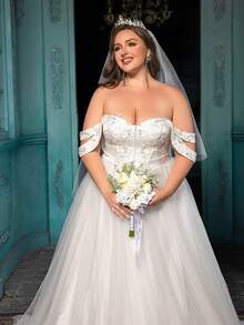 QOQ Romantic Elegant Plus Size Patchwork Tulle Off-Shoulder Wedding Dress - White - View 6