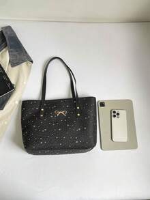 Tas Tote Kasual Kapasitas Besar Motif Berlian Berlapis Warna Polos dengan Pita, Model Fashion Minimalis Terbaru 2025 - Hitam - View 3