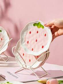 1pc/2pcs/4pcs Strawberry Ceramic Plate Set, 6-Inch Cartoon Underglaze Cake Dessert Plate, Fruit Snack Plate, Breakfast Bread Plate, Afternoon Tea Snack Plate, Side Dish Plate, Korean Kimchi Plate, Tabletop Bone Plate, Tabletop Trash Tray, Microwave Oven, Dishwasher - Multicolor - View 3