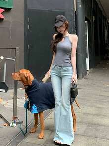 Atasan Camisole Rajut Tali Spaghetti Terlaris Chill Urban, Atasan Musim Panas Tanpa Lengan Bergaris Elastis Potongan Slim Fit Gaya Korea Y2K Warna Abu-abu Polos Model Crop Tanpa Punggung dengan Potongan Belakang dan Detail Ribbed - Grey - View 7