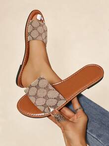 2026 Women's Summer Sandals, Minimalist Style Women's Open Toe Slides, Resort Style Women's Summer Sandals, Comfortable Women's Sandals, Slip-On Women's Flip Flops, Bohemian Printed, Fashionable Cute Bear Embroidered Women's Flat Sandals, Women's Resort Sandals, Women's Brown Sandals, Women's Brown Sandals, Elegant Women's Sandals, Simple Comfortable Daily Casual Flat Beach Shoes, Soft Bottom Plus Size Women's Beach Sandals - Brown - View 7