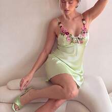 New Sexy V-Neck Loungewear Suitable For Autumn And Summer, French Heavy Floral Embroidery Satin Camisole Nightgown - Mint Green - View 10