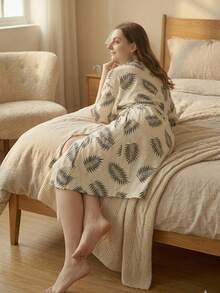 Robe de chambre style kimono pour femmes avec imprimé feuille de fougère, peignoir léger en mélange de coton col en V, manches 3/4, ceinture à nouer, poche, vêtement de nuit, tenue d'intérieur douce et respirante, convient pour la mariée, le spa, le sommeil quotidien à la maison, robe de chambre décontractée pour femmes - Multicolore - Voir 4