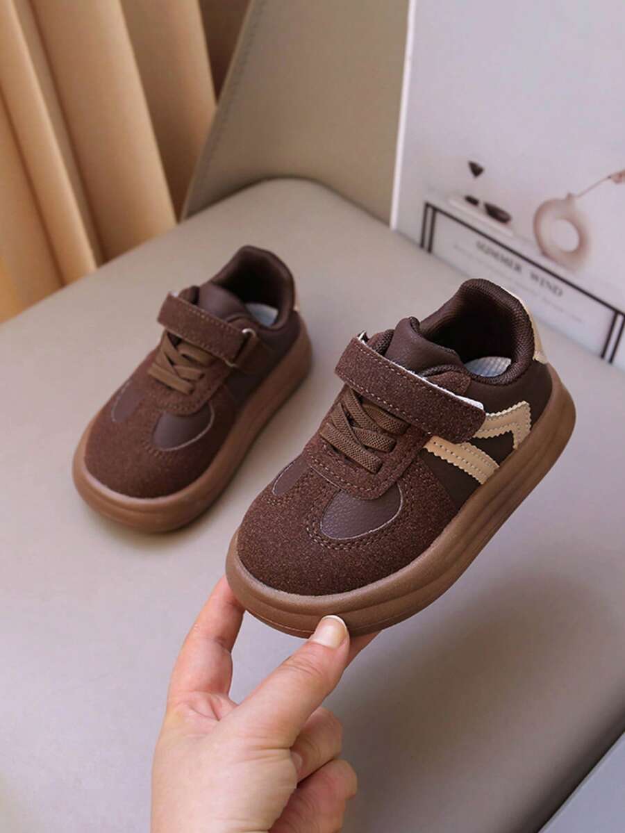 Comfortable Fashionable Kids Low-Top Shoes/Spring & Autumn Kids Shoes/PU Rubber Non-Slip Sole Kids Sports Shoes - Brown - View 1