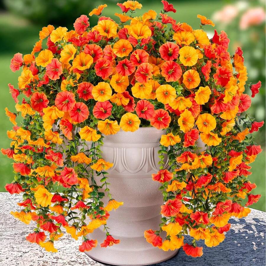 1/3 piezas de plantas artificiales colgantes de eucalipto y glicinia de seda para exterior, resistentes a los rayos UV, follaje verde para aniversario, celebración, ceremonia de graduación, boda, fiesta, hogar, oficina, porche, jardín, patio, pared, decoración de primavera y verano - naranja - Ver 1
