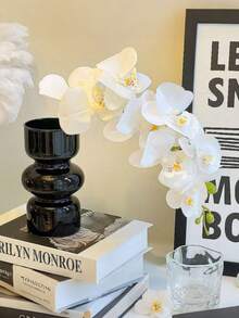 1 Peça Ramo Artificial Grande de Orquídea Phalaenopsis, Arranjo Floral para Decoração de Casa, Decoração de Casamento, Suprimentos para Festa de Festival, Haste de Orquídea Falsa Branca Premium com Toque Real, Spray de Orquídea Flexível e Dobrável com Botões Naturais, Ramo de Orquídea Artificial Sem Manutenção para Mesa de Jantar, Lobby de Hotel, Centro de Casamento, Decoração de Interiores Minimalista e Presente Ideal, Decoração de Casa, Decoração de Quarto - Branco - Visão 5
