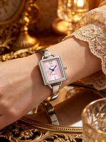 1PC Elegant Fashion Minimalist Square Pink Face Silver Bracelet Watch, Commuter Gentle Style Women's Quartz Wristwatch, Suitable For Valentine's Day, Christmas, Mother's Day, Anniversary, Thanksgiving And Other Holiday Gifts For Family And Friends - Multicolor - View 2