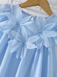 Gaun Pesta Musim Panas Anak Perempuan yang Sederhana, Elegan, Modis, Berkerah Bulat, Lengan Bergelombang, Warna Biru Polos, Motif Bunga 3D - Baby Blue - View 4