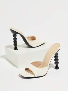 Jin Bei Qi Chaussures mules à talon haut pour femmes, bout carré, bout ouvert, bride unique, texture premium, sexy et à la mode, vintage décontracté, teint flatteur, mélangeant la modernité et l'élégance française, convient pour le port en extérieur en été, les fêtes, les rassemblements, les soirées mondaines, les activités de plein air, les boîtes de nuit, assorties aux sandales à talon haut asymétrique vert olive en forme de cœur - Nude - Voir 4