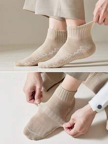 5/10/20/30 Pairs Men's Solid Color Honeycomb Texture Cushioned Short Socks, Ribbed Casual Socks, Soft Daily Anti-Slip Socks, Suitable For Commuting, Sports Shoes And Everyday Wear - Multicolor - View 2