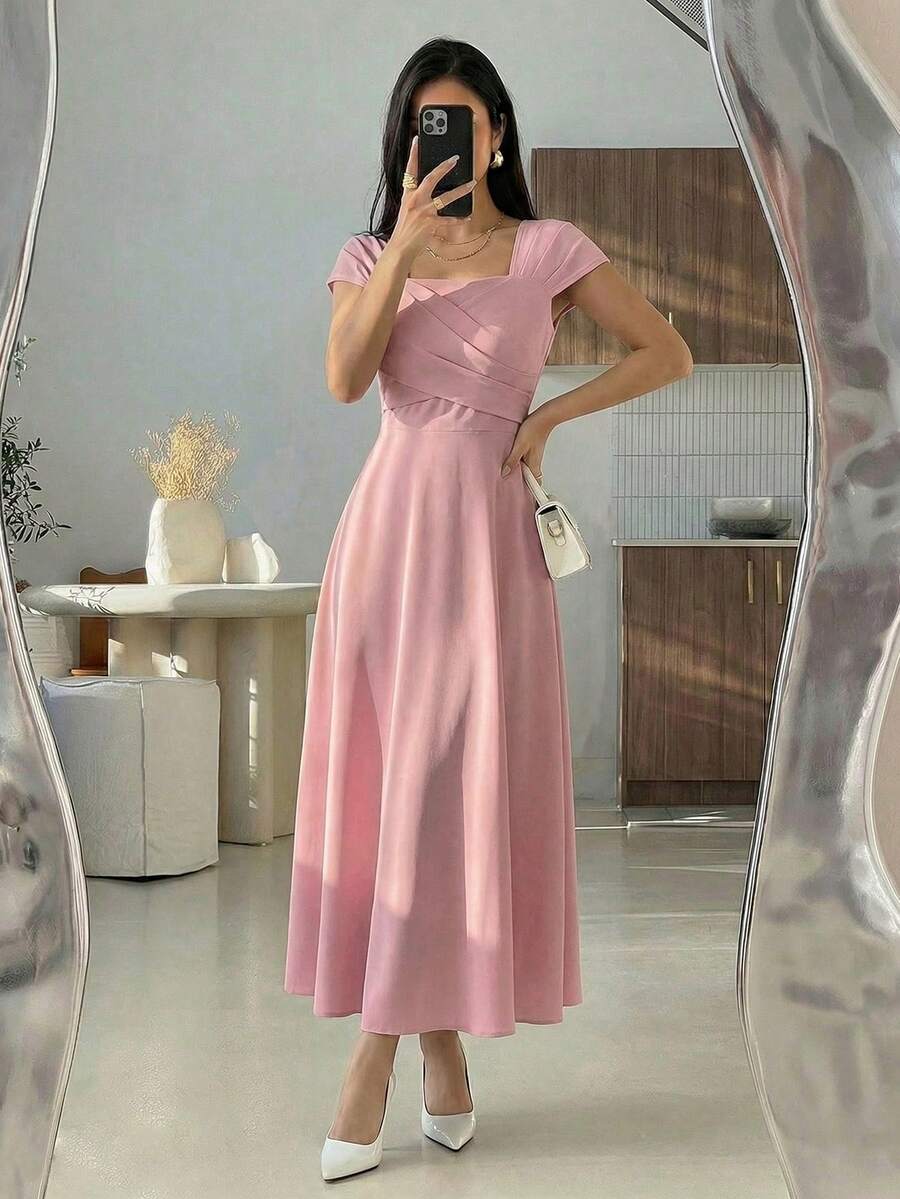 Women's Solid Color Dress, Square Neck, Short Sleeves, Minimalist Everyday Wear - Cinnamoninspiration - View 1