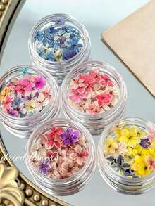 清新碎花美甲飾品 花園迷你五瓣花美甲素材 日系溫柔風 多色可選 約20件裝 天然乾燥花系列 造型略有不同 適用美甲DIY創作 - 彩色 - 查看 1