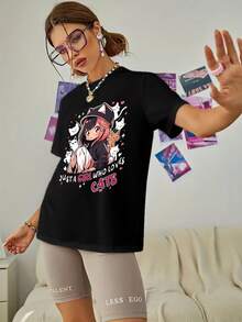 Camiseta feminina oversized G7110, estampa de letras e gatos, manga curta, blusa casual e moderna. Ideal para o verão. - Preto - Ver 5