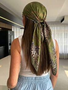 1件女款波希米亞復古豹紋方巾，適合日常穿搭與海灘度假 - 軍綠色 - 查看 4