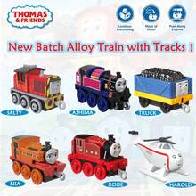 Mattel Mattel Thomas & Friends 全新合金金屬火車套裝，可推行式機車附煤炭車廂，收藏級扮家玩玩具火車，Nia/Ashima/Harold/Salty，3歲以上幼兒，卡通風格 1 件裝，生日聖誕禮物 - 彩色 - 查看 1
