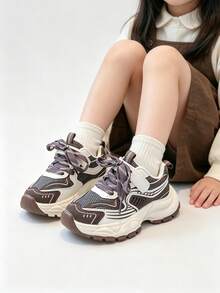 Sneaker da ragazza con suola spessa e chunky, scarpe da running in in rete traspirante con chiusura a strappo, suola antiscivolo con battistrada profondo e resistente all'usura, scarpe casual sportive da passeggio per uso esterno - Cachi - Visualizzare 4