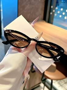 1 Pair Small Frame Cat Eye Sunglasses For Women, Niche Design Atmosphere-Enhancing Slimming Sunglasses, Street Style Travel Daily Outfit Versatile Fashion Sun Protection Glasses - Multicolor - View 11