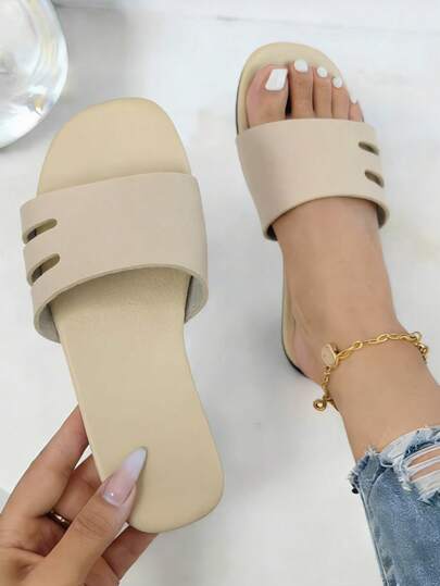 1 Pair Women's Fashion Versatile Casual Sandals Beach Party Vacation Avant-Garde Basic Bohemian Casual Street PU Leather Hollow Asymmetric/Irregular Cutout Slip-On Slides Home Party Beach Holiday Spring Summer New Plus Size Beige Flat Sandals