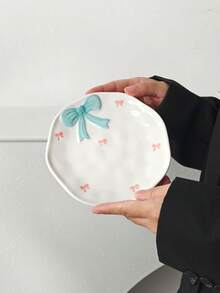 1/2/4pcs Embossed Cute Bow Ceramic Plates, Korean Style Minimalist Ceramic Plates, Afternoon Tea Dessert Plates, Coffee Cup Trays, Breakfast Plates, Casual Snack Plates, Cake Plates, Candy Plates, Gift Tableware, Plates, Suitable For Various Scenes Office, Restaurant - Multicolor - View 7