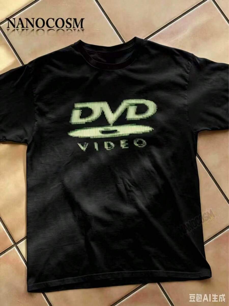 [100% Baumwolle] DVD-Video Nostalgisches Grünes Logo Vintage Gaming Print T-Shirt 2000er Ästhetik Retro Sommer-Shirt - Unisex Damen & Herren Campus Alltagskleidung - Schwarz - Übersicht 1