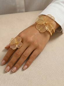2pcs/Set New Creative Elegant Summer Floral European & American Style Personalized Bracelet And Ring Set, Suitable For Party, Daily Wear And Date Outfits - Yellow Gold - View 2
