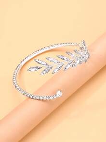 outingfit 1pc Elegant Rhinestone Leaf Arm Cuff, Silver Crystal Open Upper Arm Bangle, Women's Bridal Wedding Party Prom Jewelry Accessory - Silver - View 3