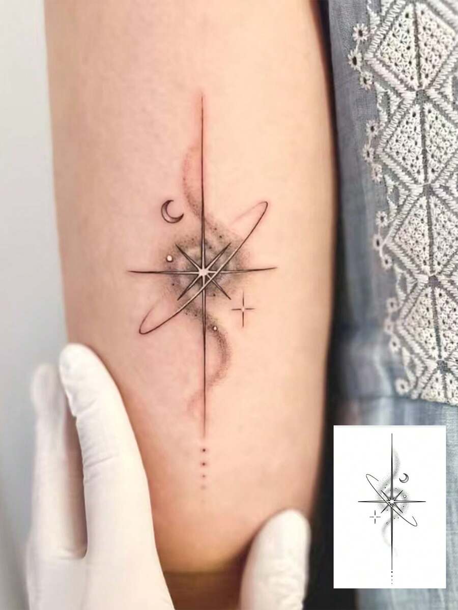 1 pieza Pegatina de tatuaje artística de estrella, luna y Polaris, diseño de línea degradada estilo Ins, pegatina de tatuaje de estrella y luna oscura, diseño de línea de trayectoria de rayos de estrella, pegatina de tatuaje para muñeca y clavícula - Multicolor - Ver 1